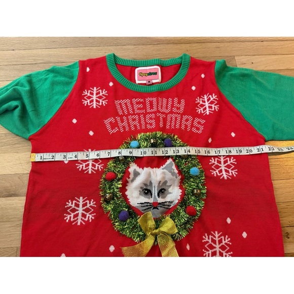Tipsy Elves Meowy Christmas Adorable Kitten in a Wreath Holiday Pullover Sweater - Picture 11 of 14